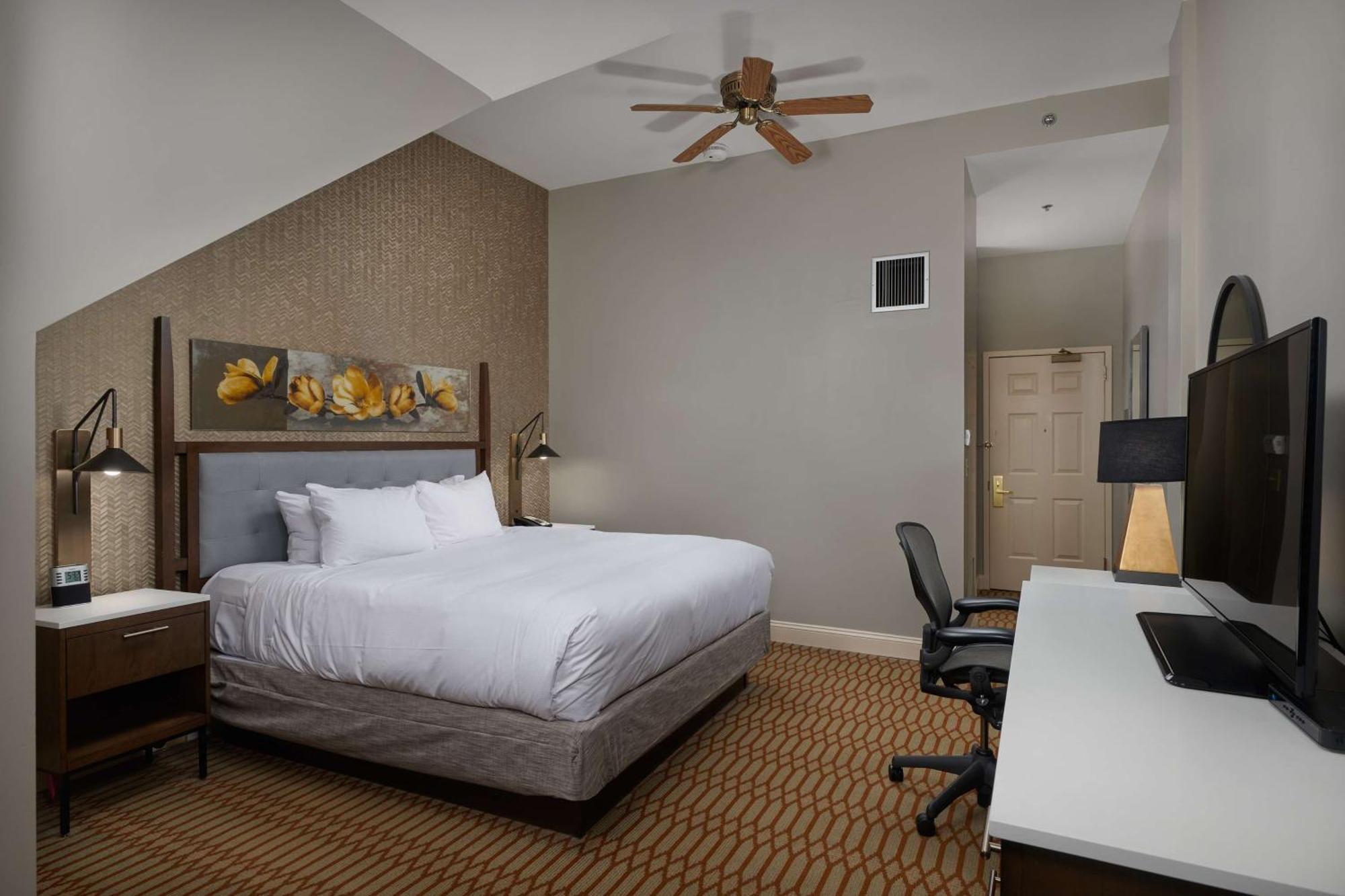 Virginia Crossings Hotel, Tapestry Collection By Hilton Глен Ален Екстериор снимка