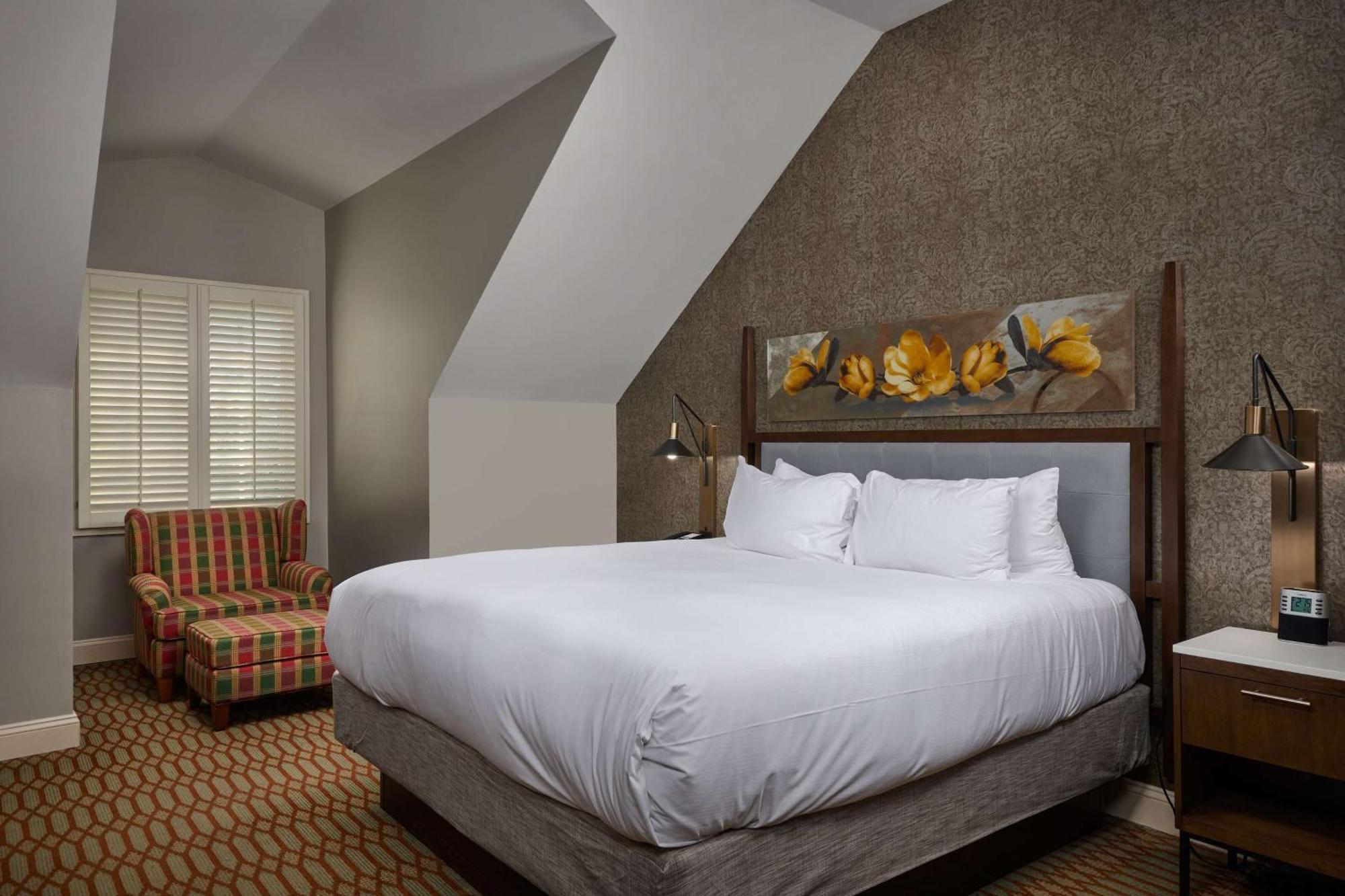 Virginia Crossings Hotel, Tapestry Collection By Hilton Глен Ален Екстериор снимка
