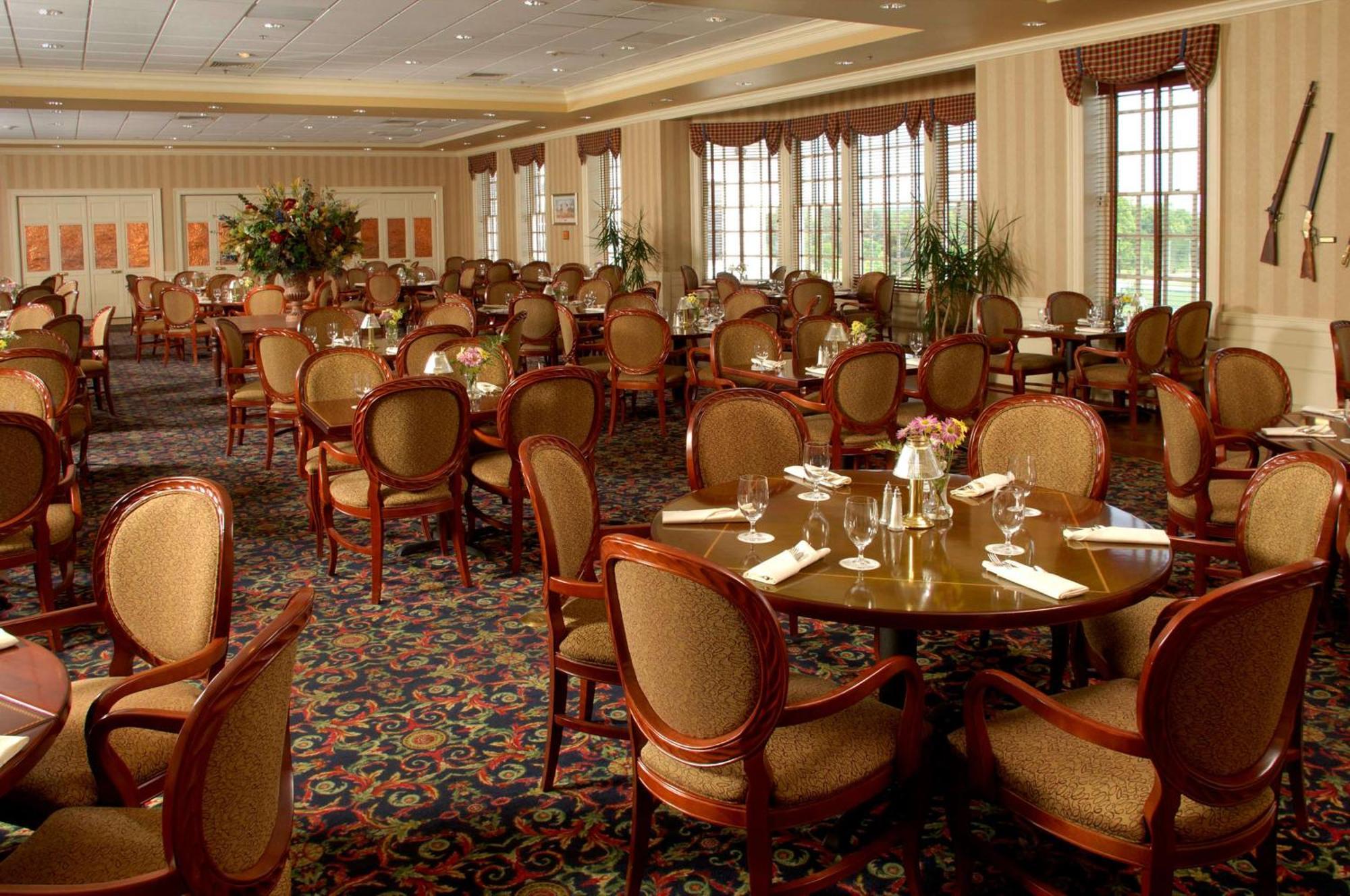Virginia Crossings Hotel, Tapestry Collection By Hilton Глен Ален Екстериор снимка
