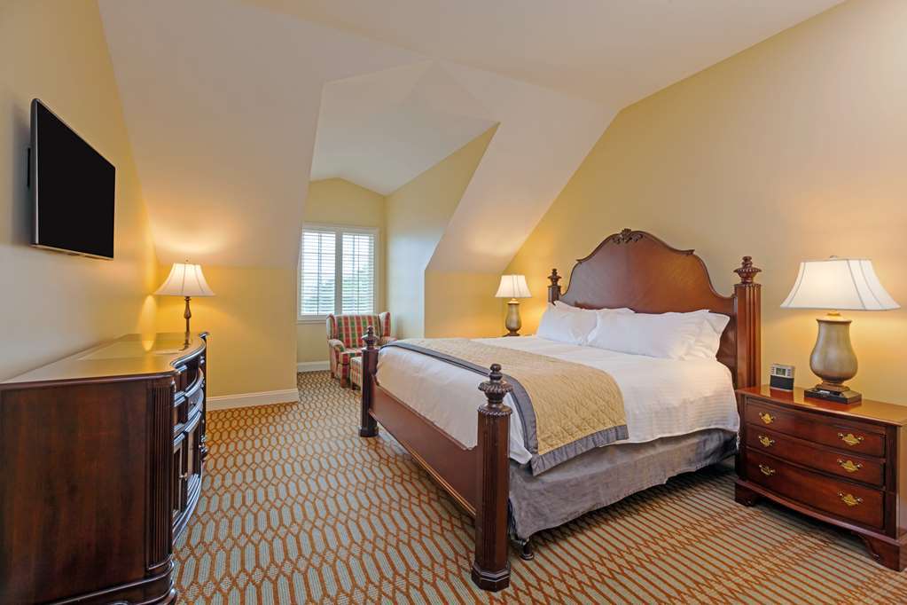 Virginia Crossings Hotel, Tapestry Collection By Hilton Глен Ален Стая снимка